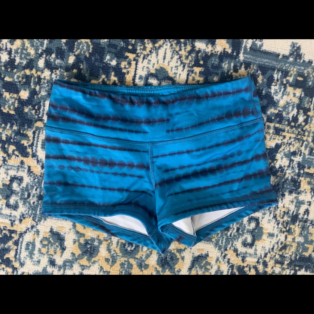Fleo size small “rows” double lined